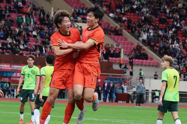 星空体育app官网下载-热身-杨铭锐破门依合散扑点 U19国足1比0澳大利亚